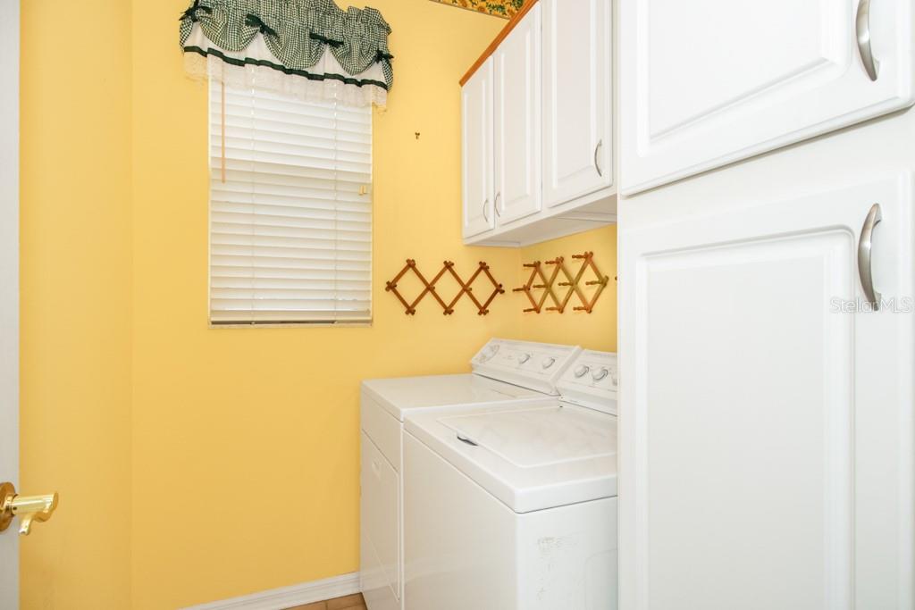 10136 KINGSBRIDGE AVE, TAMPA, FL, 33626