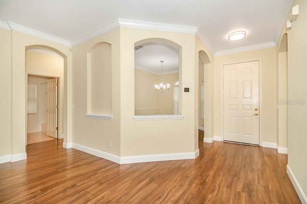 10136 KINGSBRIDGE AVE, TAMPA, FL, 33626