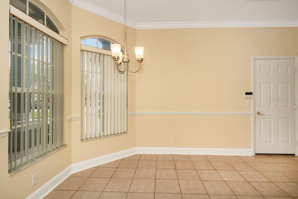 10136 KINGSBRIDGE AVE, TAMPA, FL, 33626