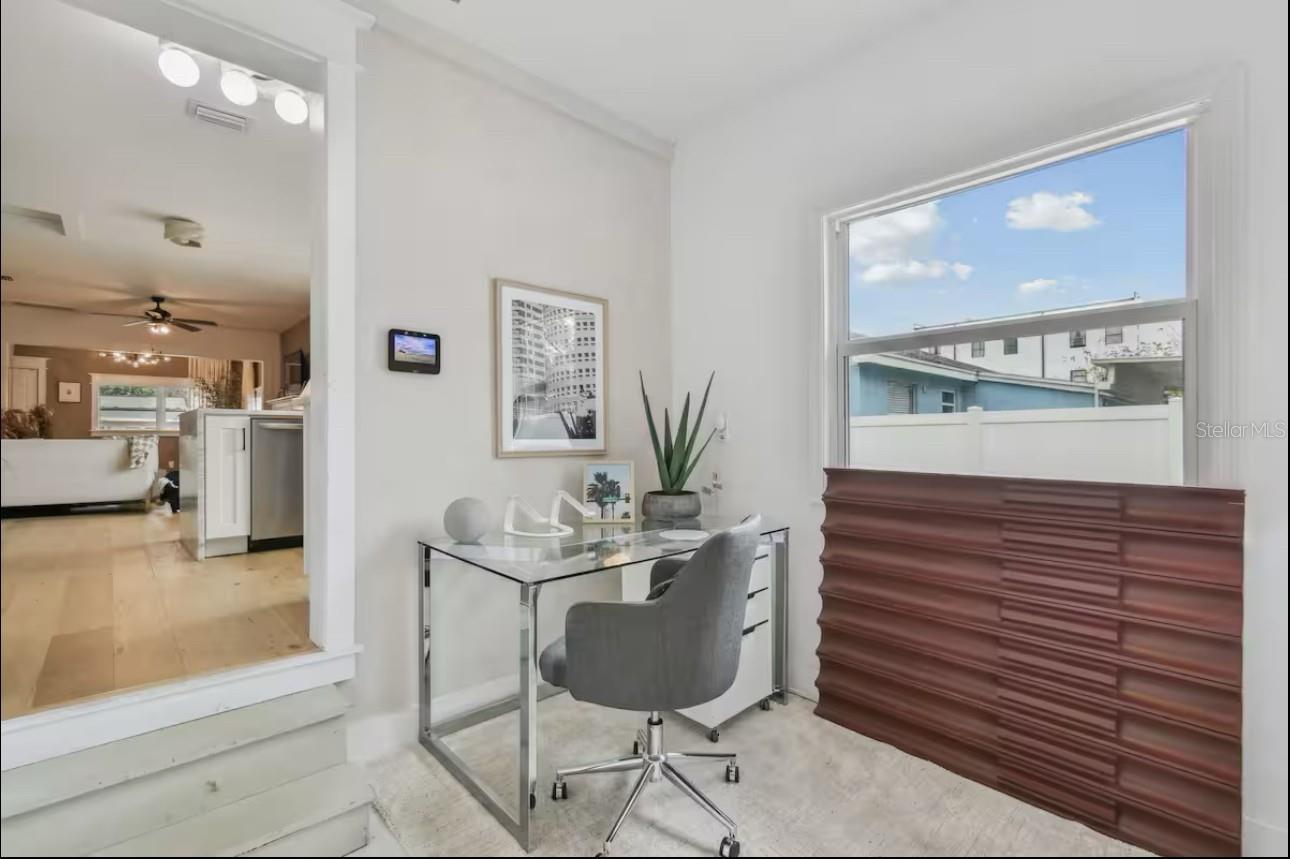 104 W CAYUGA ST, TAMPA, FL, 33603