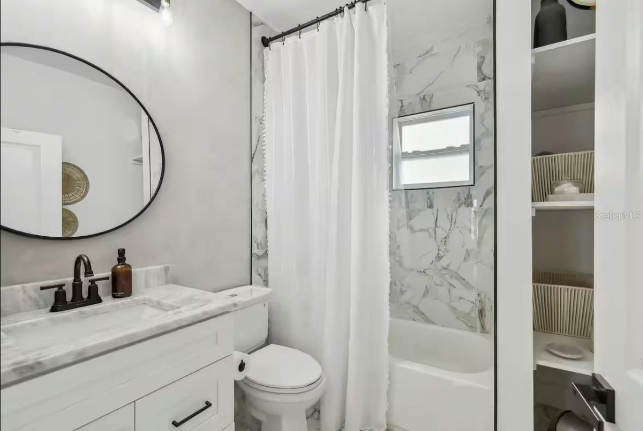 104 W CAYUGA ST, TAMPA, FL, 33603