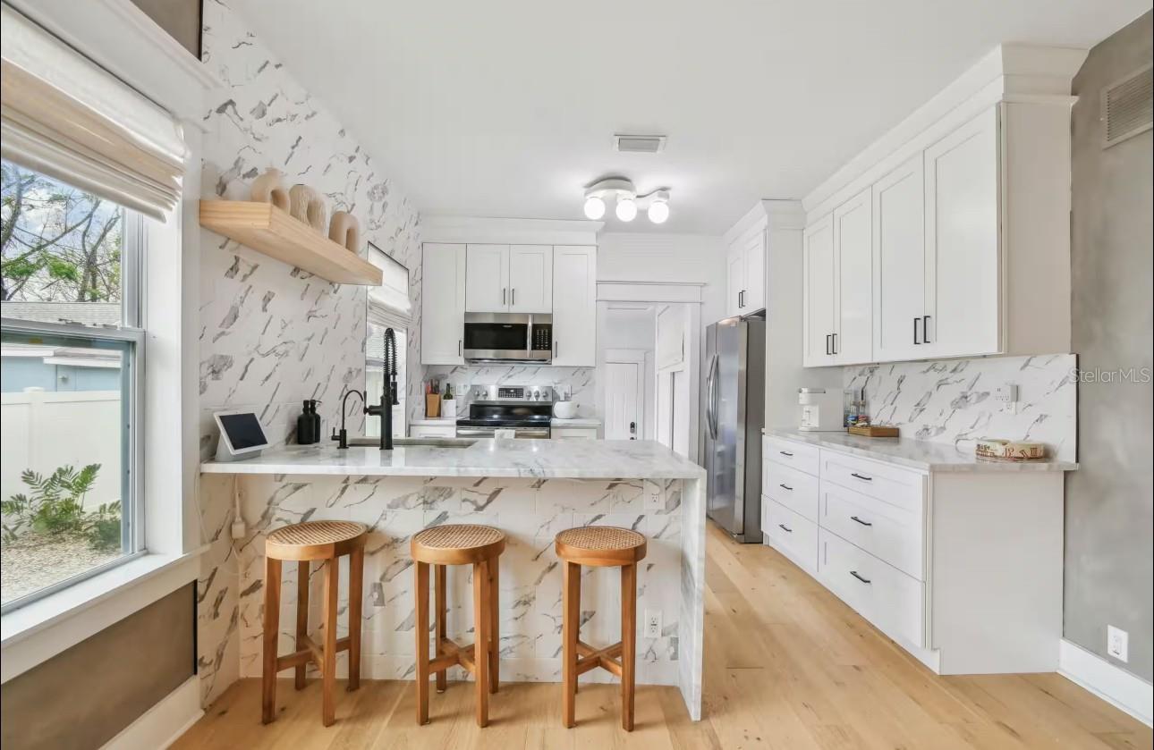 104 W CAYUGA ST, TAMPA, FL, 33603