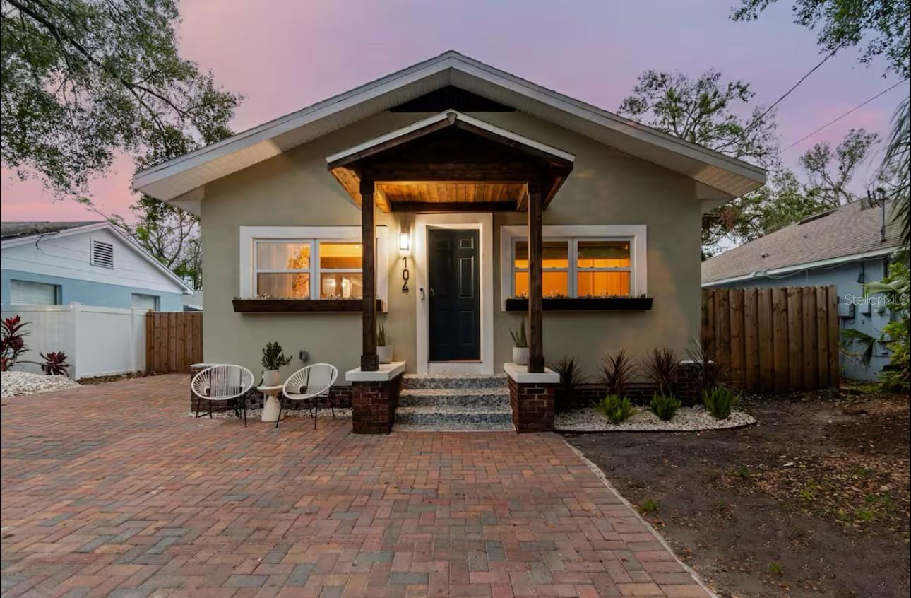 104 W CAYUGA ST, TAMPA, FL, 33603