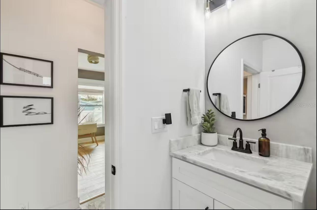 104 W CAYUGA ST, TAMPA, FL, 33603