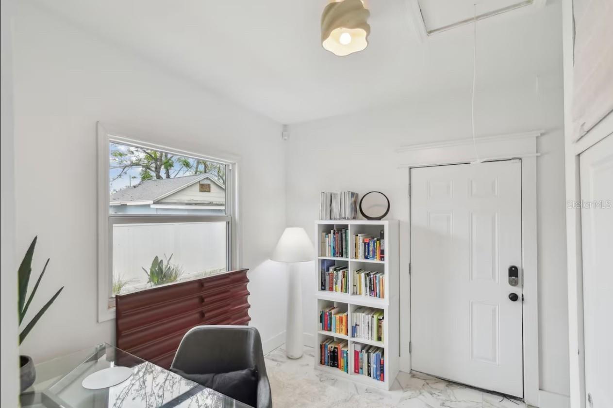 104 W CAYUGA ST, TAMPA, FL, 33603