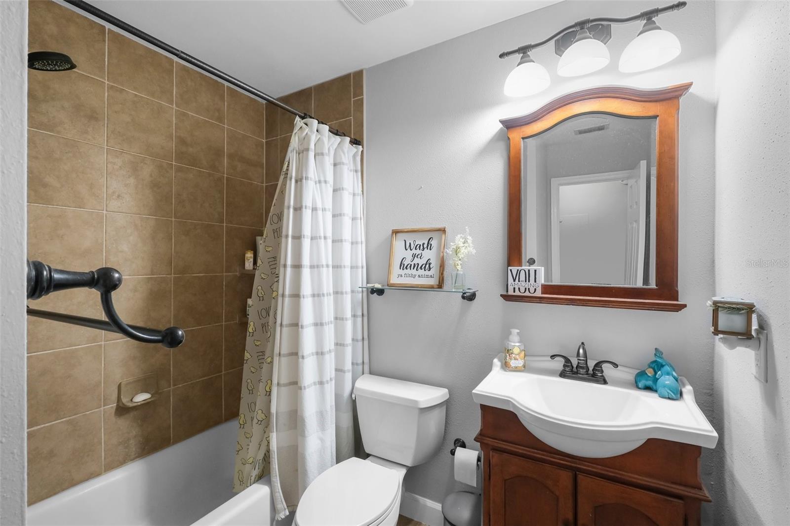 18605 SAN RIO CIR, LUTZ, FL, 33549