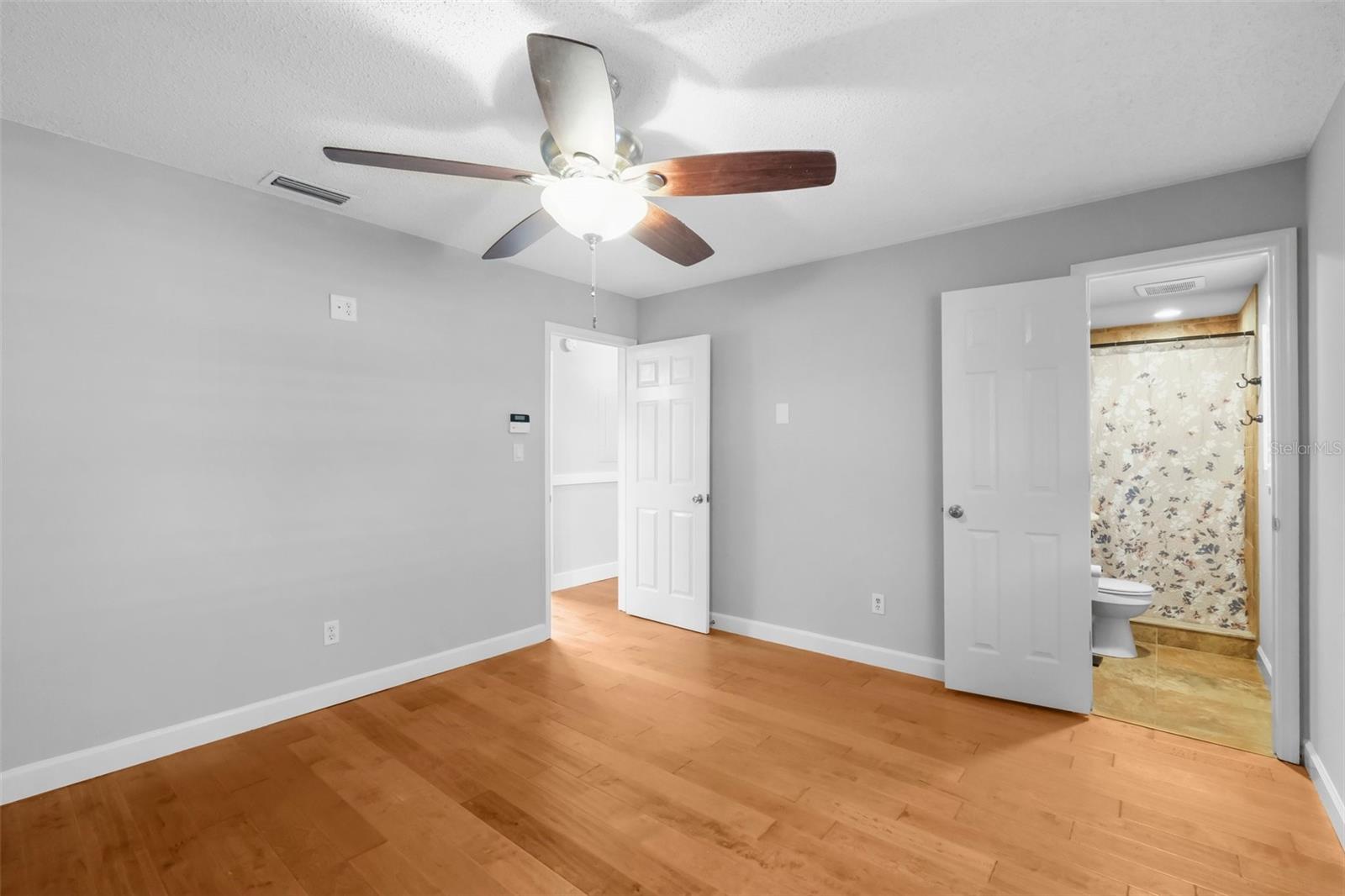 18605 SAN RIO CIR, LUTZ, FL, 33549