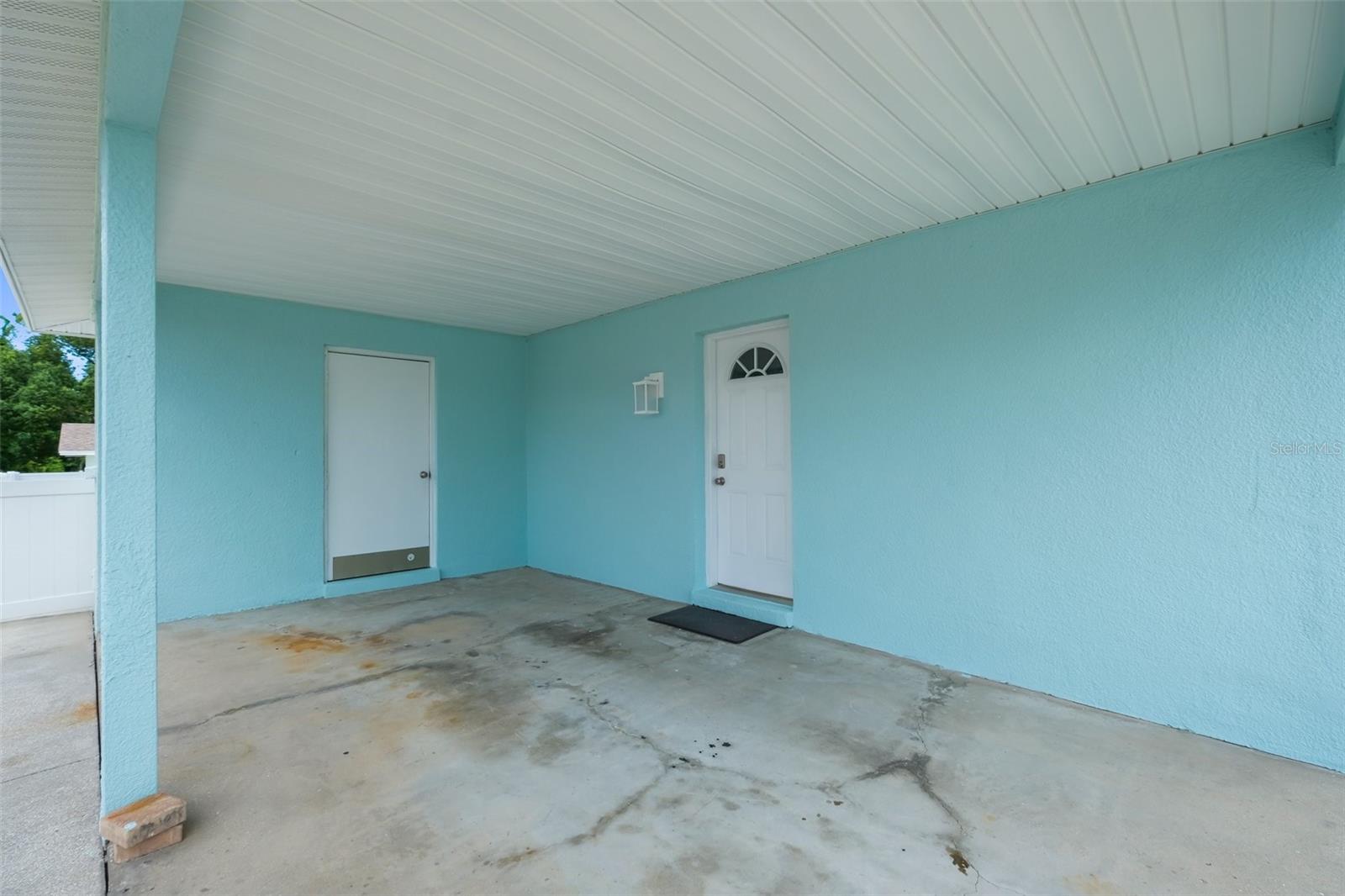 18605 SAN RIO CIR, LUTZ, FL, 33549