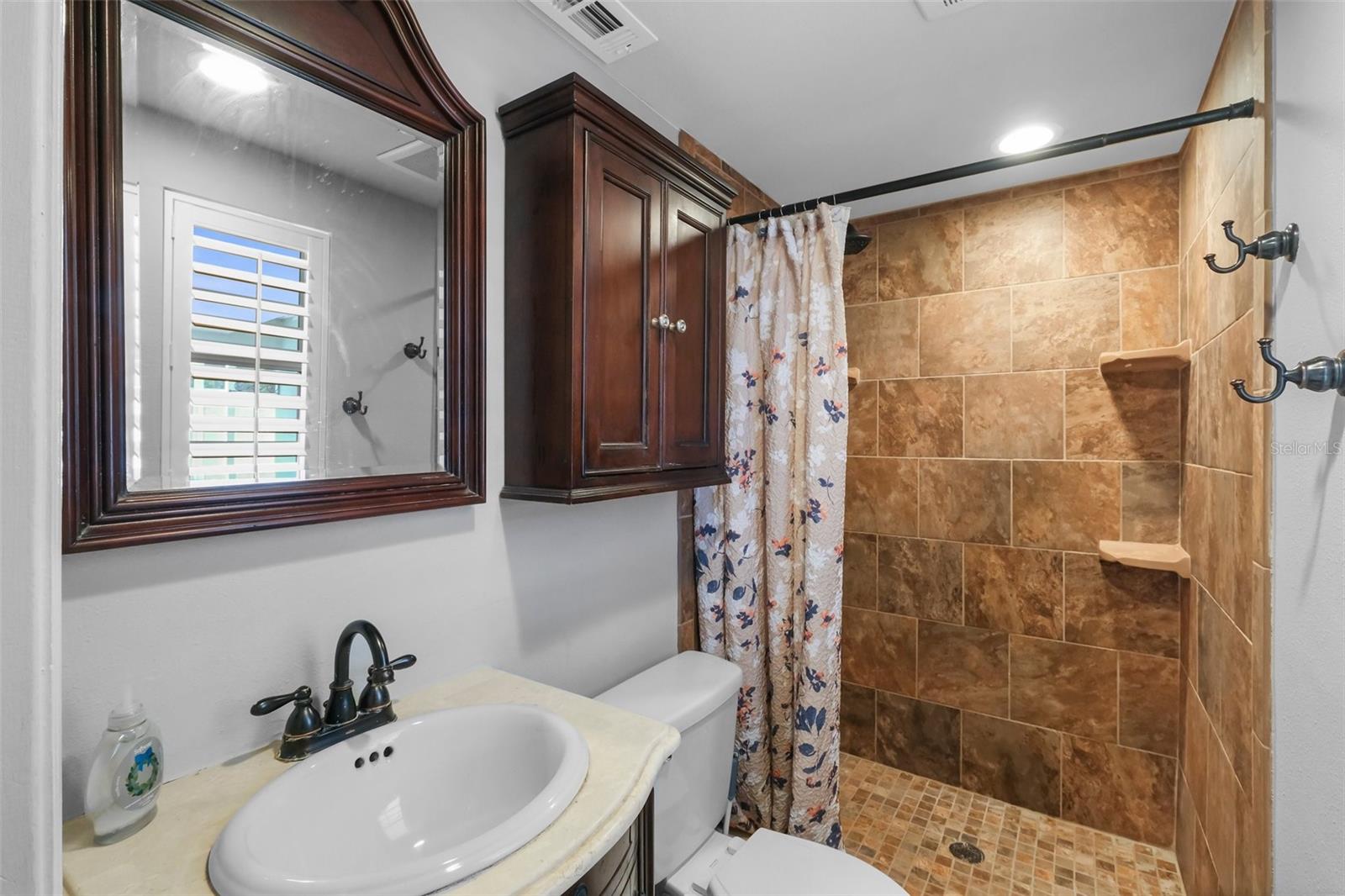 18605 SAN RIO CIR, LUTZ, FL, 33549