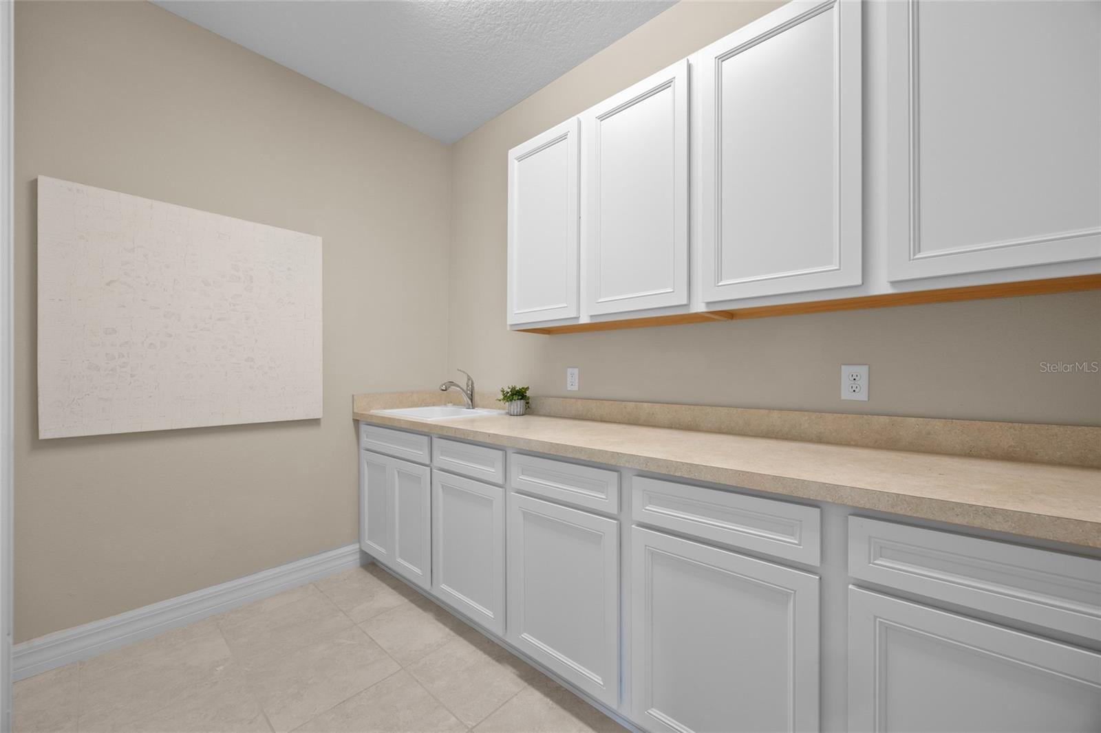 2880 E LAKE POINTE DR, KISSIMMEE, FL, 34744