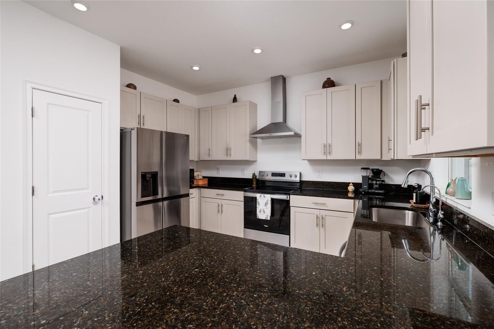 5114 TAYLOR ST N, ST PETERSBURG, FL, 33714