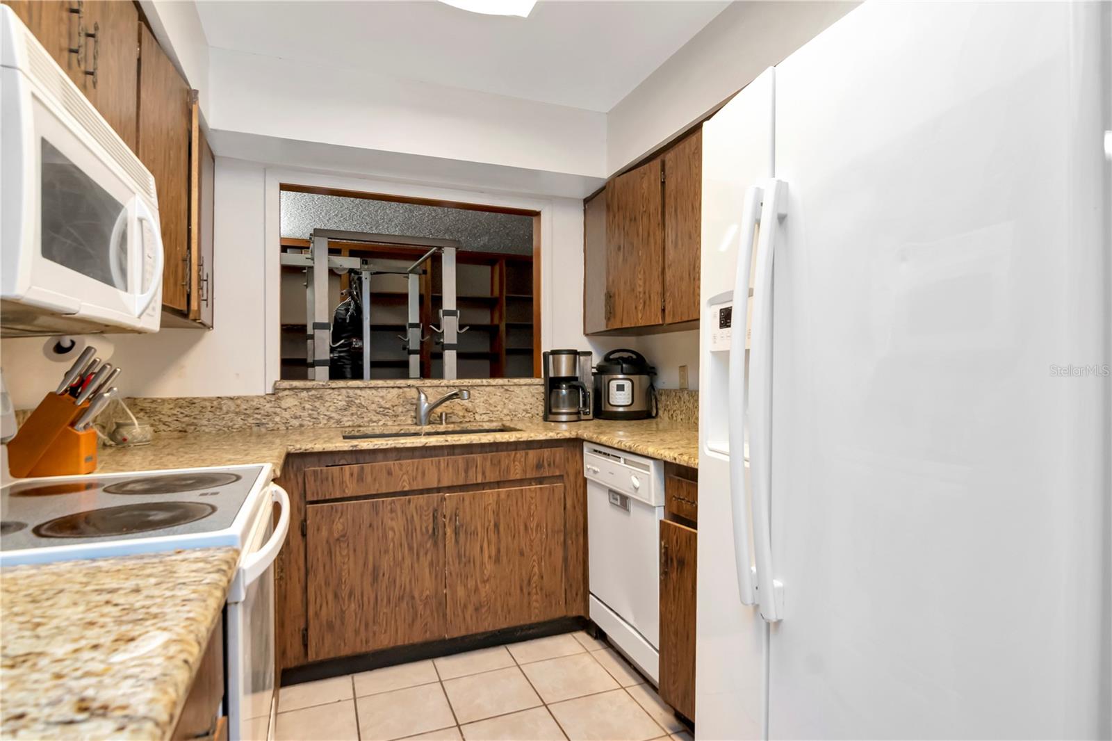 3129 W PARIS ST, TAMPA, FL, 33614