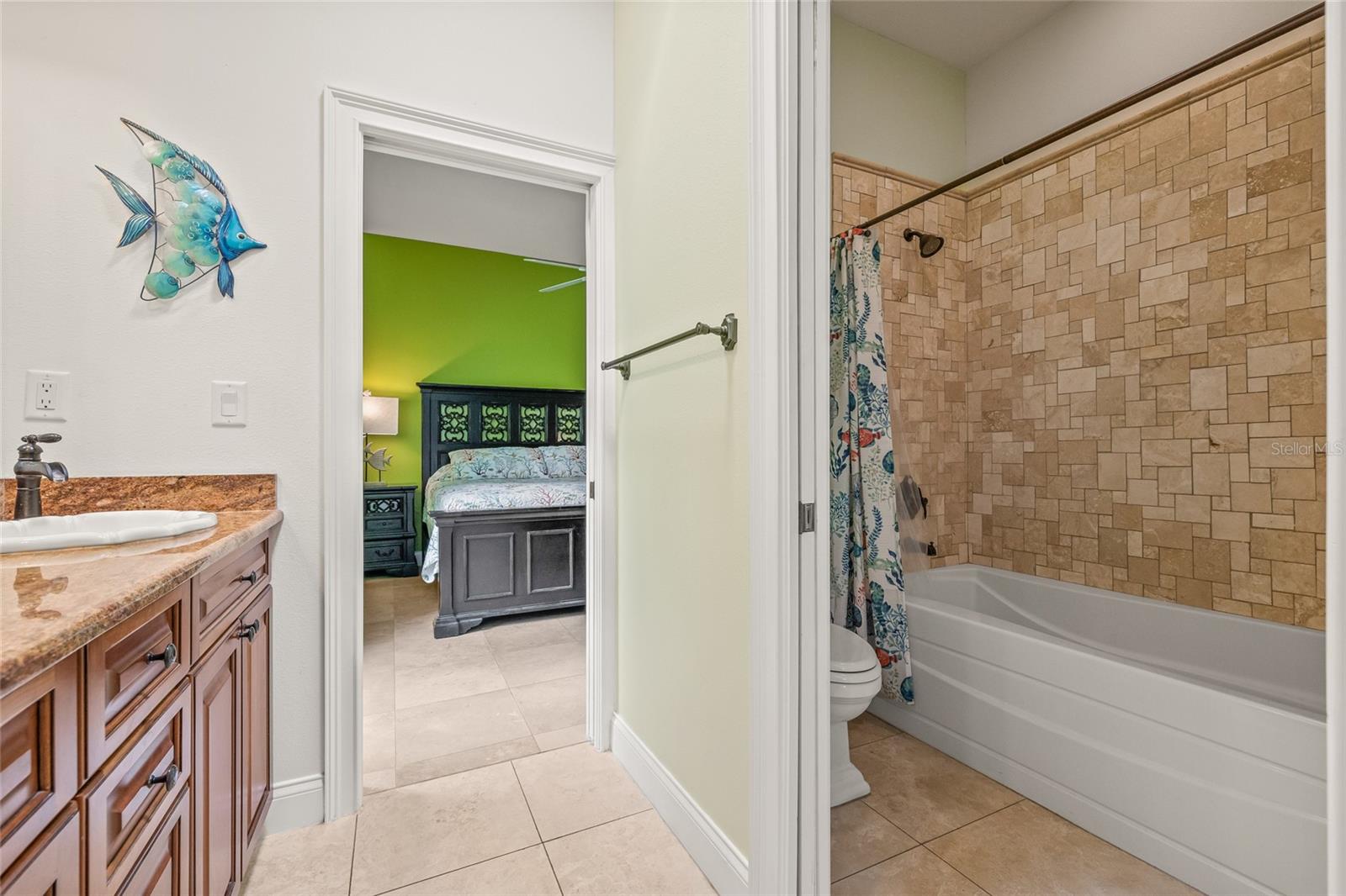 10096 SOUTHERN BREEZE CT, WEEKI WACHEE, FL, 34613