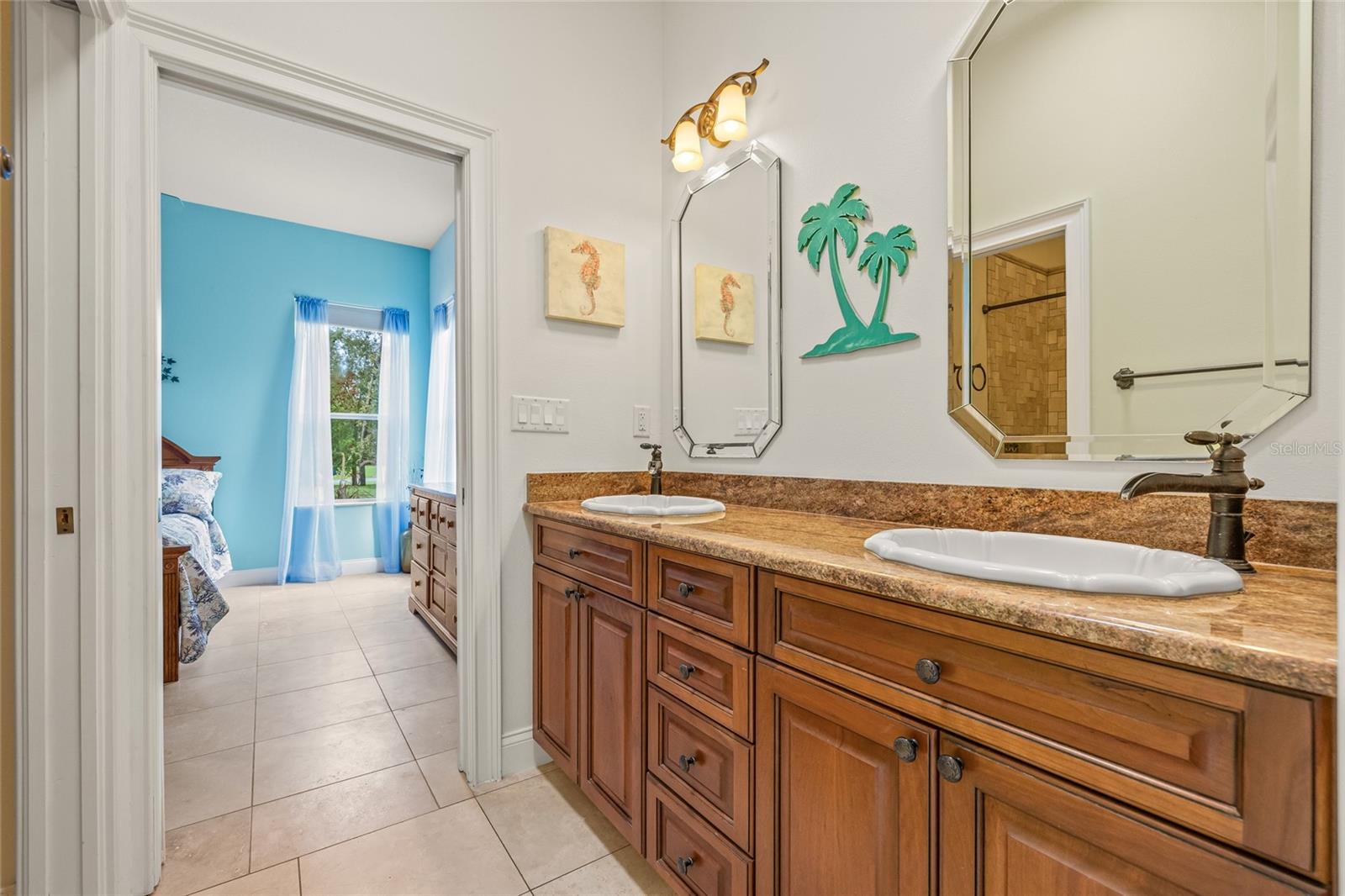 10096 SOUTHERN BREEZE CT, WEEKI WACHEE, FL, 34613