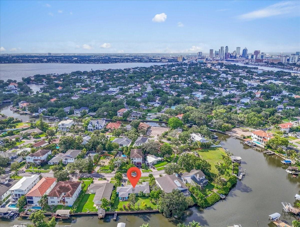 545 SUWANEE CIR, TAMPA, FL, 33606