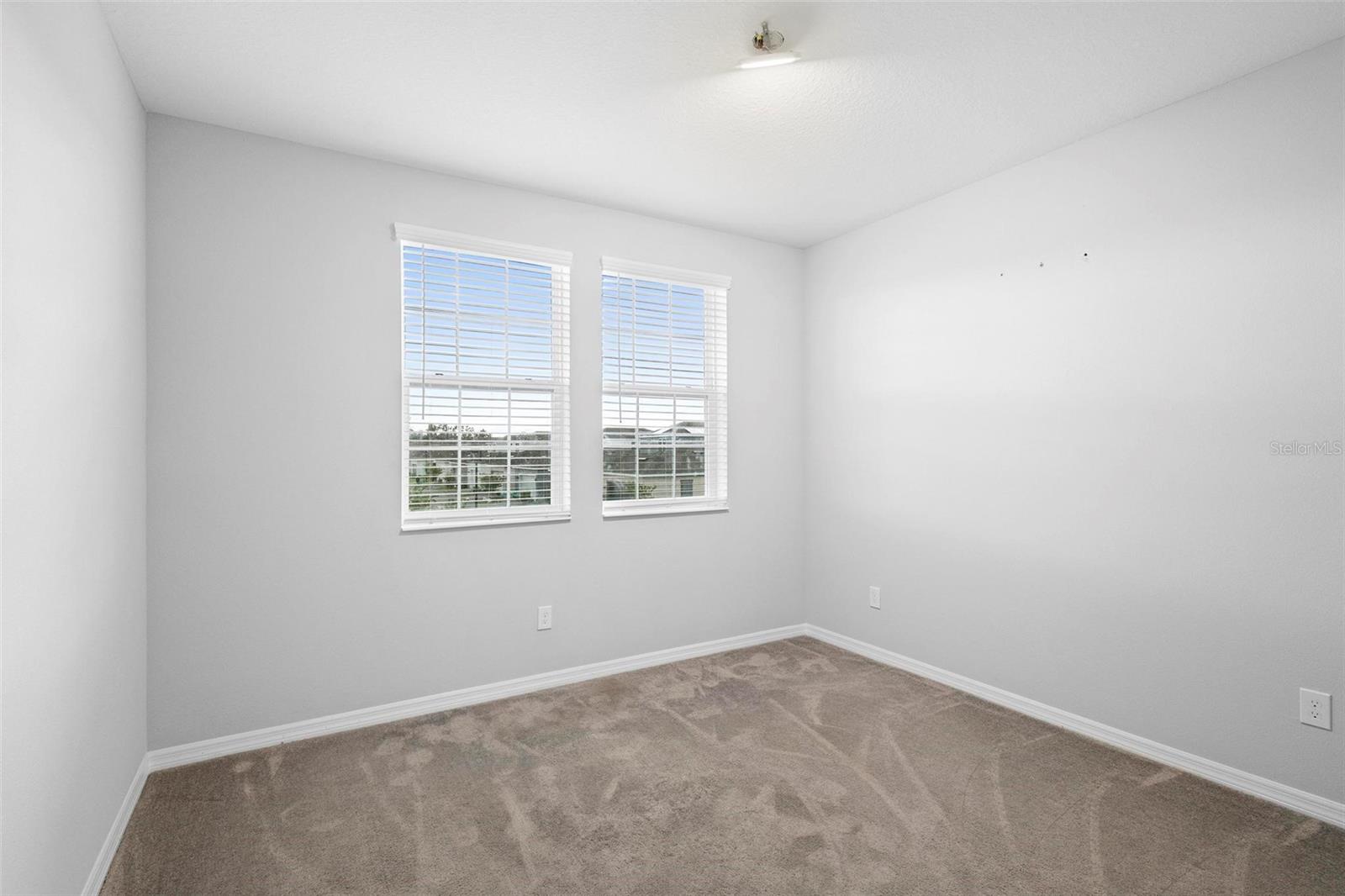 730 RIVINGTON AVE, DEBARY, FL, 32713