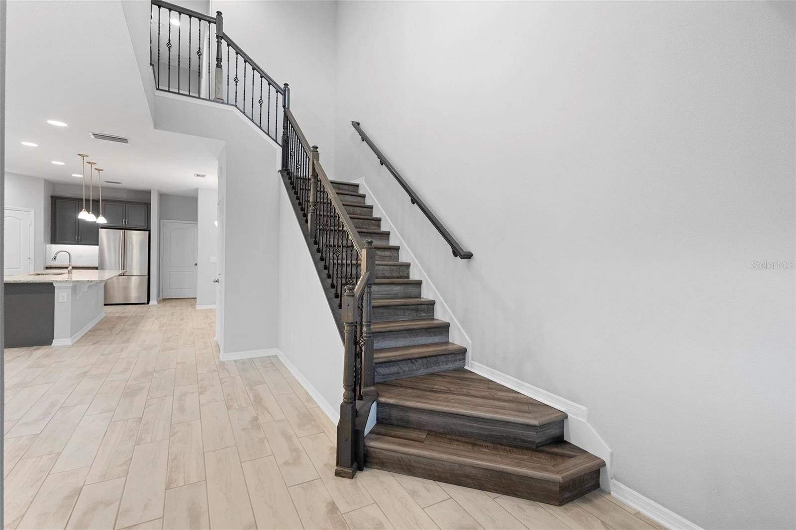 730 RIVINGTON AVE, DEBARY, FL, 32713