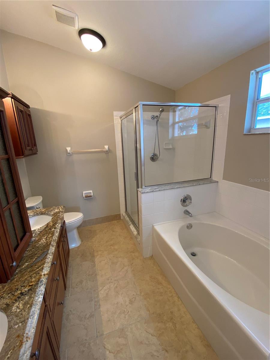 1302 AVONWOOD CT, LUTZ, FL, 33559