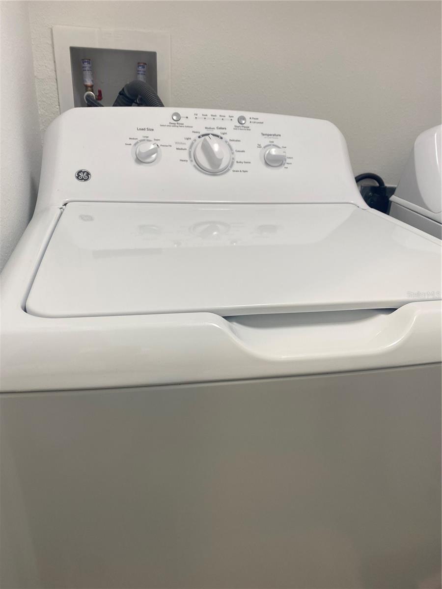 1302 AVONWOOD CT, LUTZ, FL, 33559