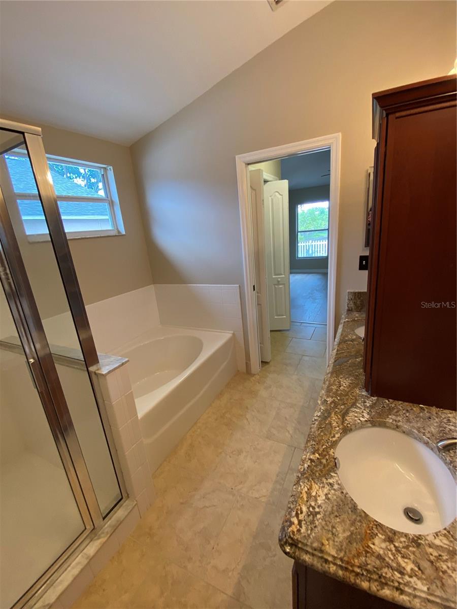 1302 AVONWOOD CT, LUTZ, FL, 33559