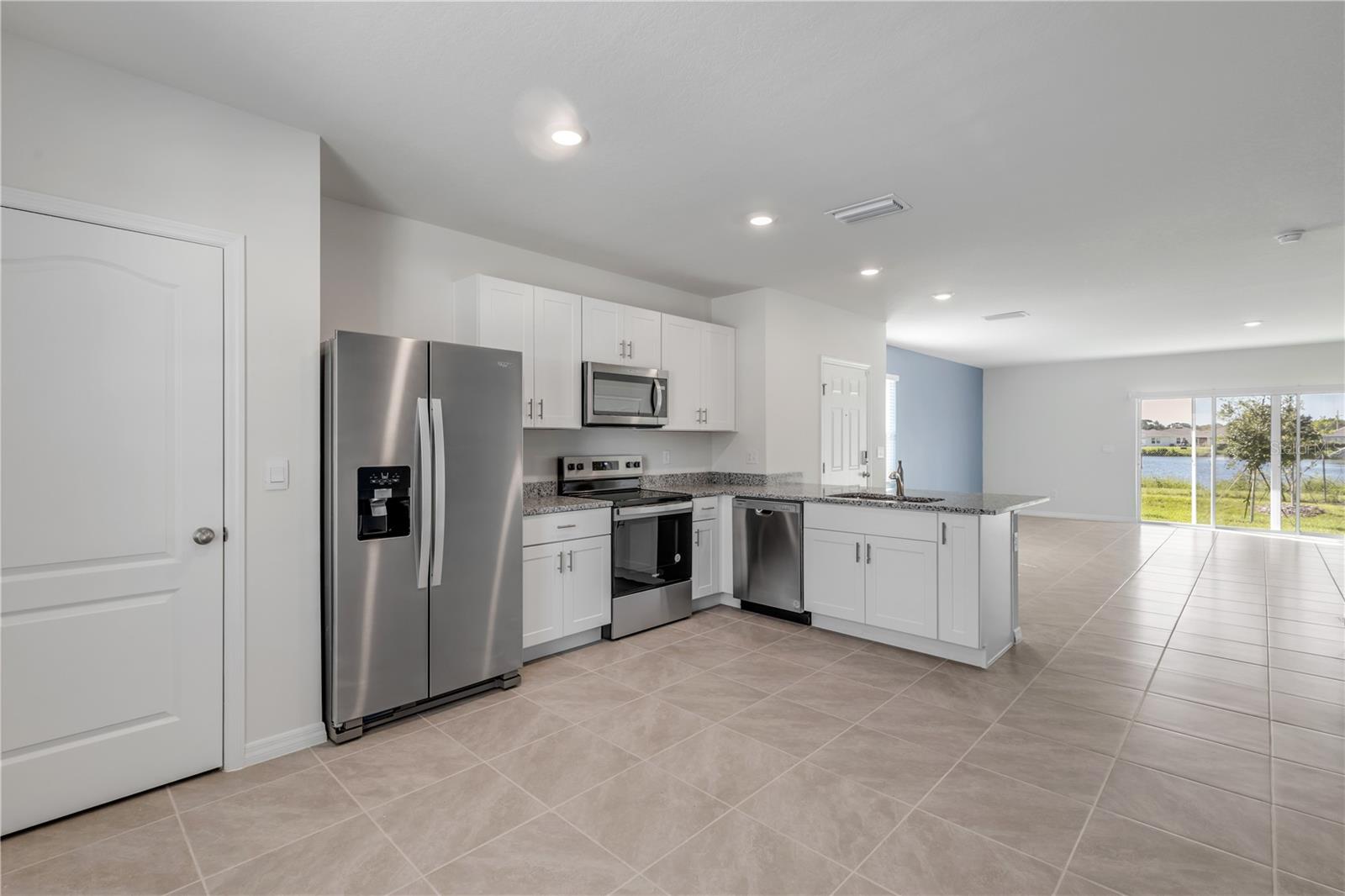 2725 SILVER CANOE DR, EDGEWATER, FL, 32141