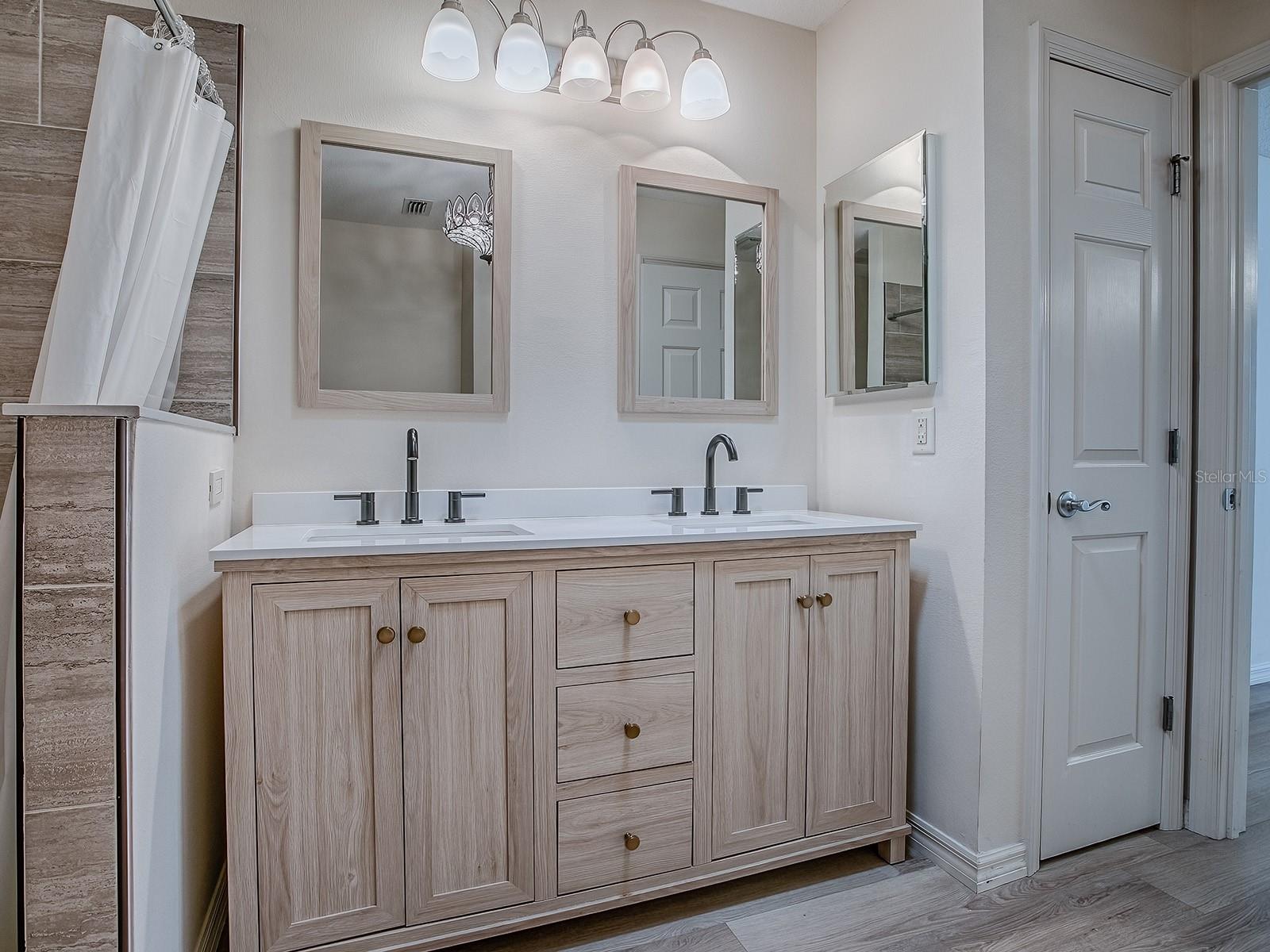 2840 LEICESTER TER, THE VILLAGES, FL, 32162