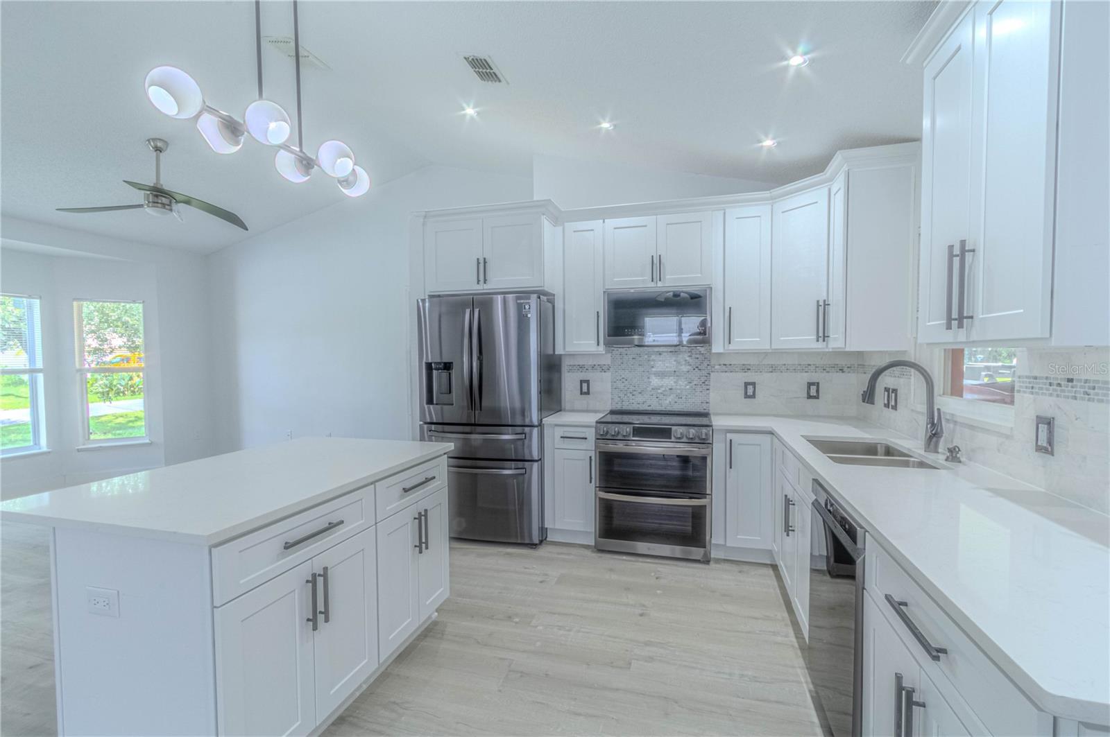 850 JARNAC DR, KISSIMMEE, FL, 34759