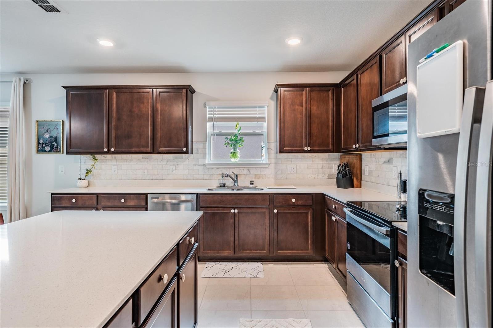 30180 SKYLARK DR, WESLEY CHAPEL, FL, 33545