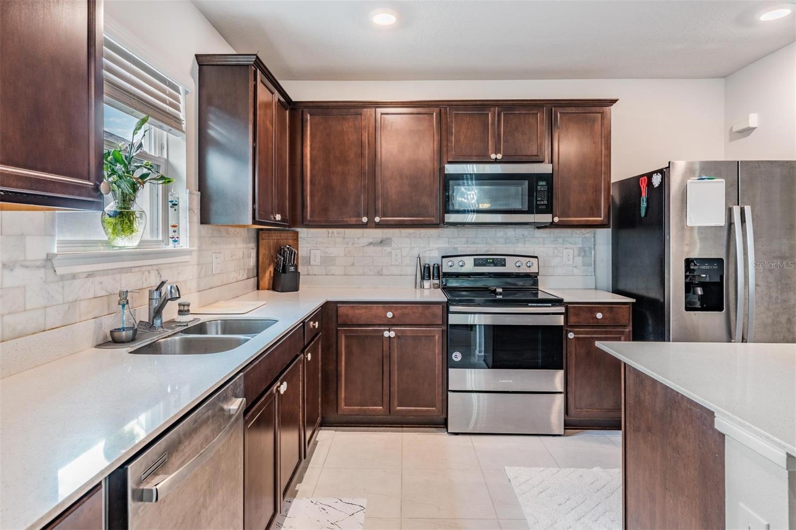 30180 SKYLARK DR, WESLEY CHAPEL, FL, 33545