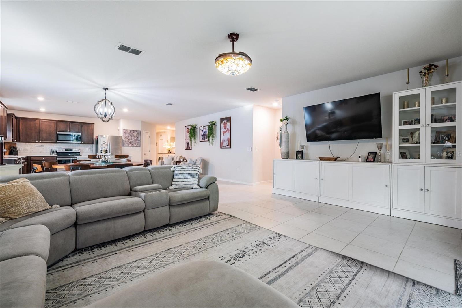 30180 SKYLARK DR, WESLEY CHAPEL, FL, 33545