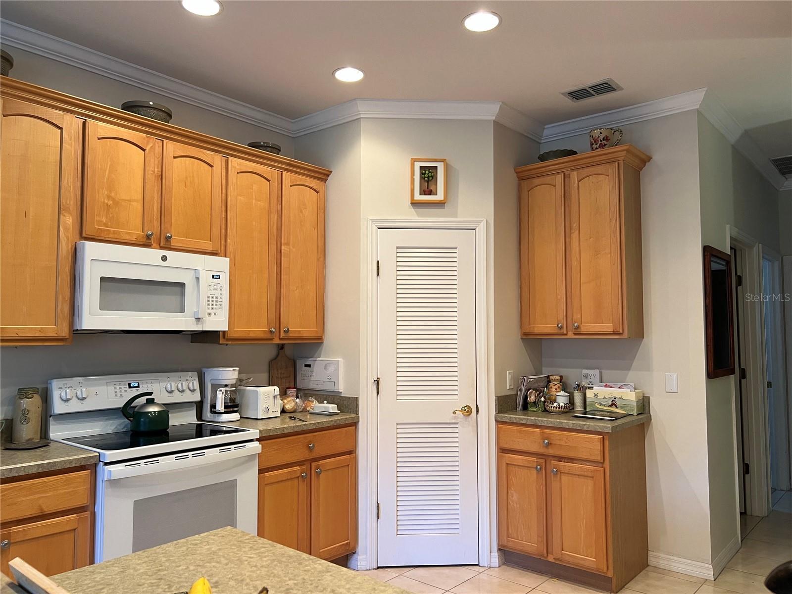 99 AUBURN DR, KISSIMMEE, FL, 34759