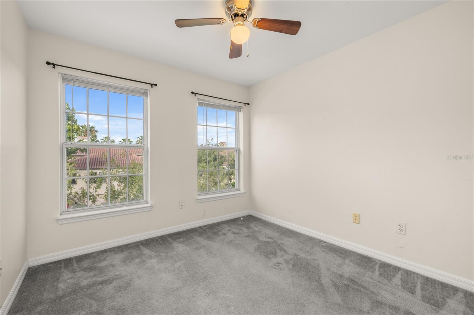 1042 WATERSIDE DR, CELEBRATION, FL, 34747