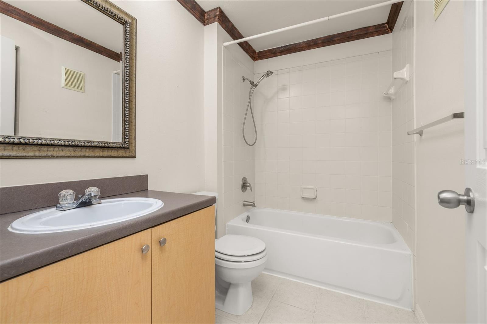 1042 WATERSIDE DR, CELEBRATION, FL, 34747