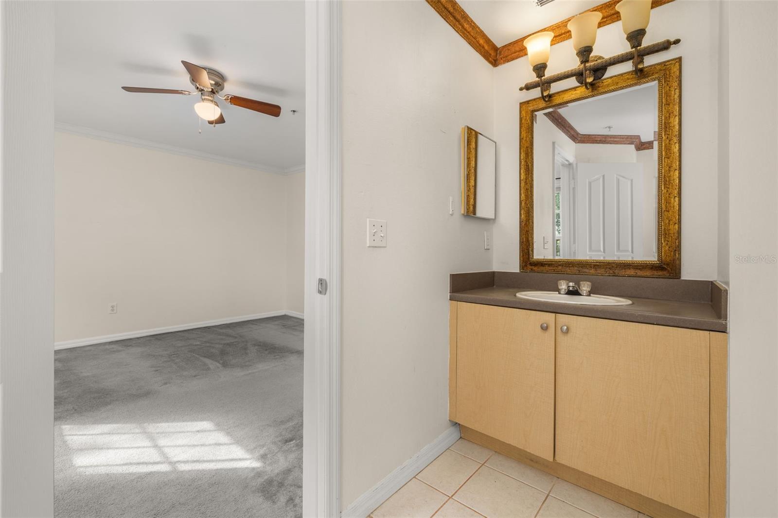 1042 WATERSIDE DR, CELEBRATION, FL, 34747