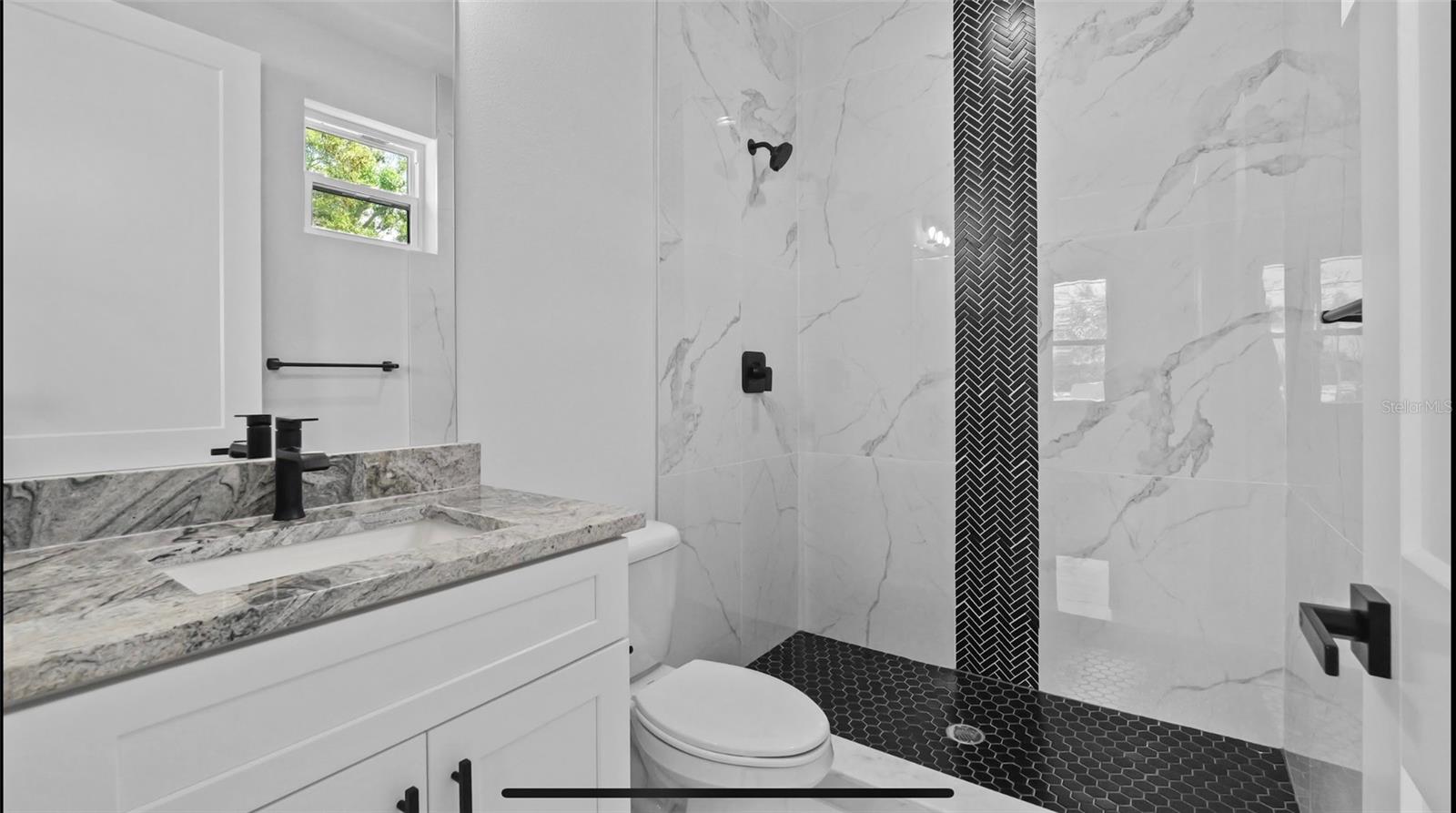 3835 2ND AVE N #b, ST PETERSBURG, FL, 33713