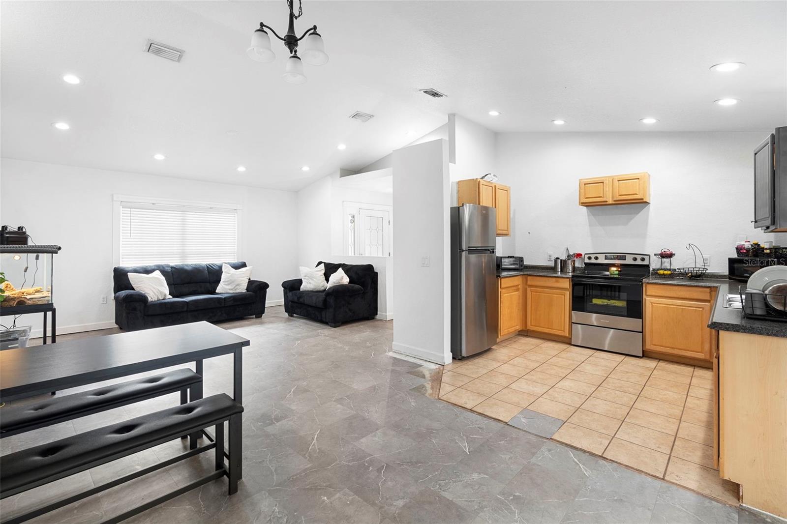 1051 SPRINGBANK AVE, ORANGE CITY, FL, 32763