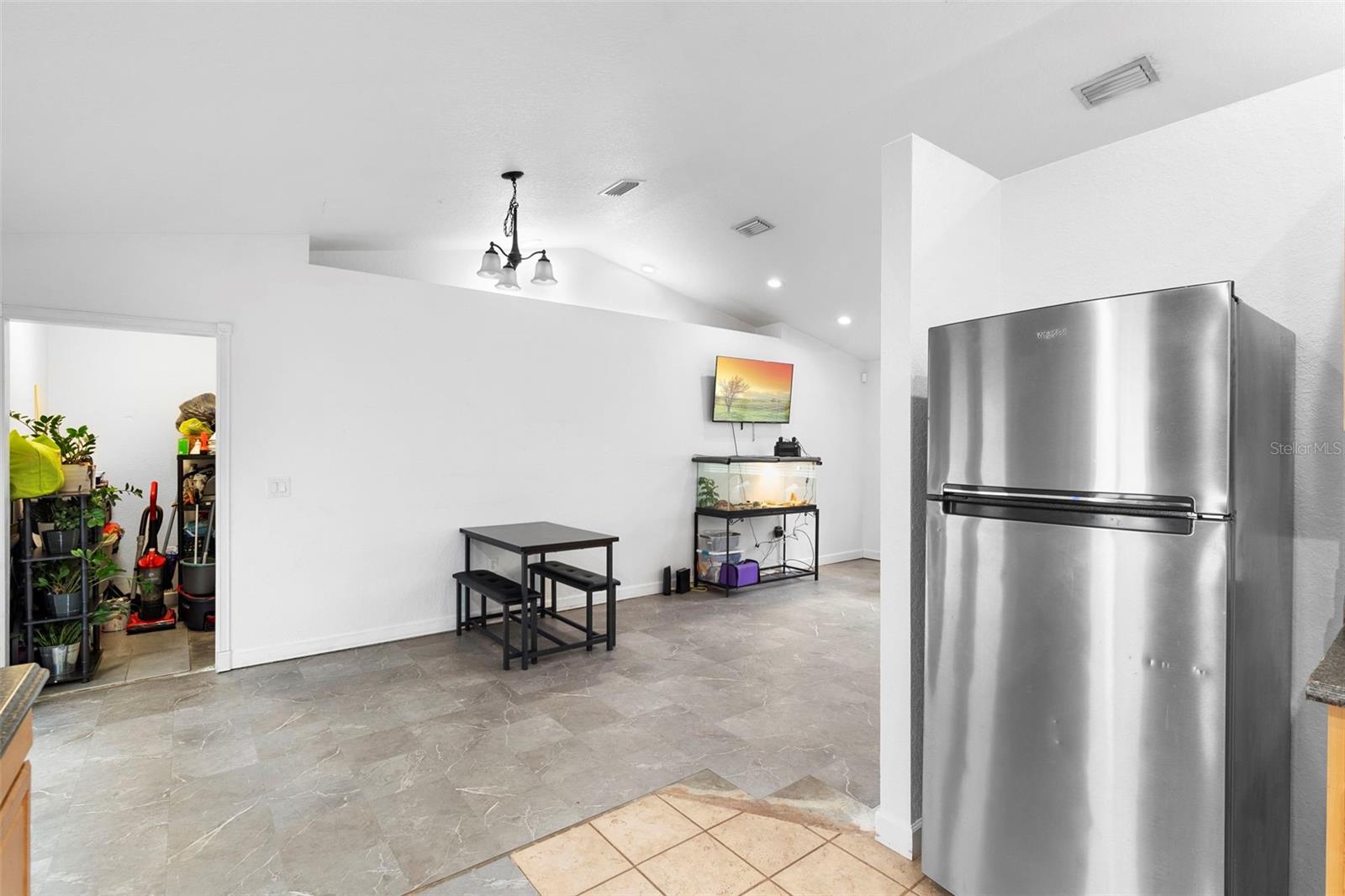 1051 SPRINGBANK AVE, ORANGE CITY, FL, 32763