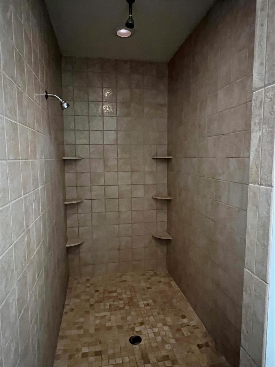 6443 ASHVILLE DR, ZEPHYRHILLS, FL, 33542