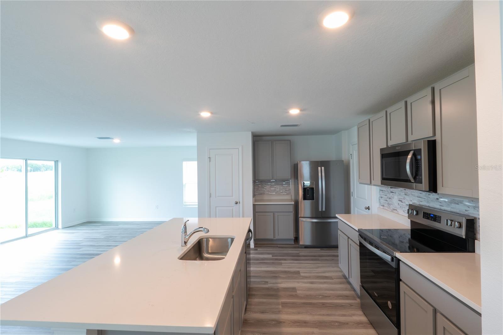 4409 SAND DOLLAR WAY, ZEPHYRHILLS, FL, 33541