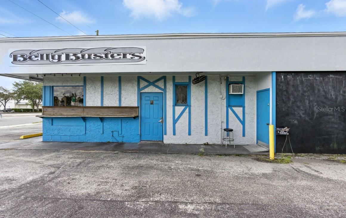 930 N WOODLAND BLVD, DELAND, FL, 32720