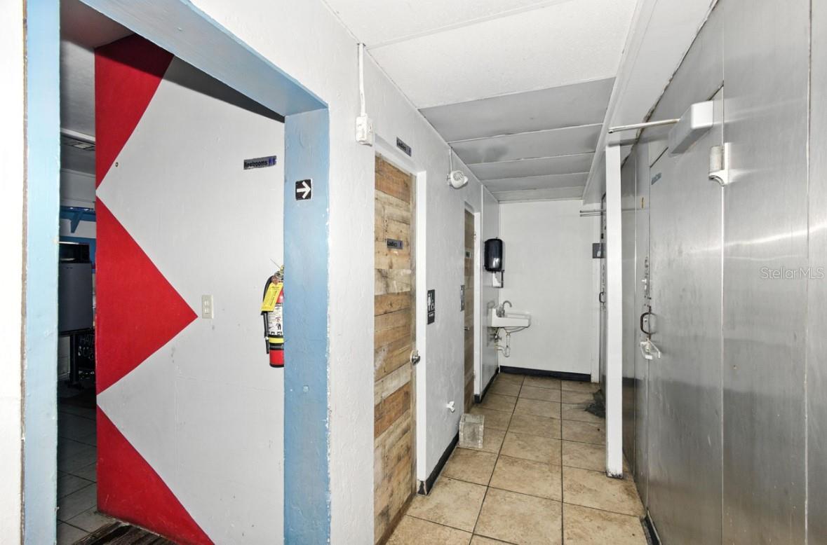 930 N WOODLAND BLVD, DELAND, FL, 32720