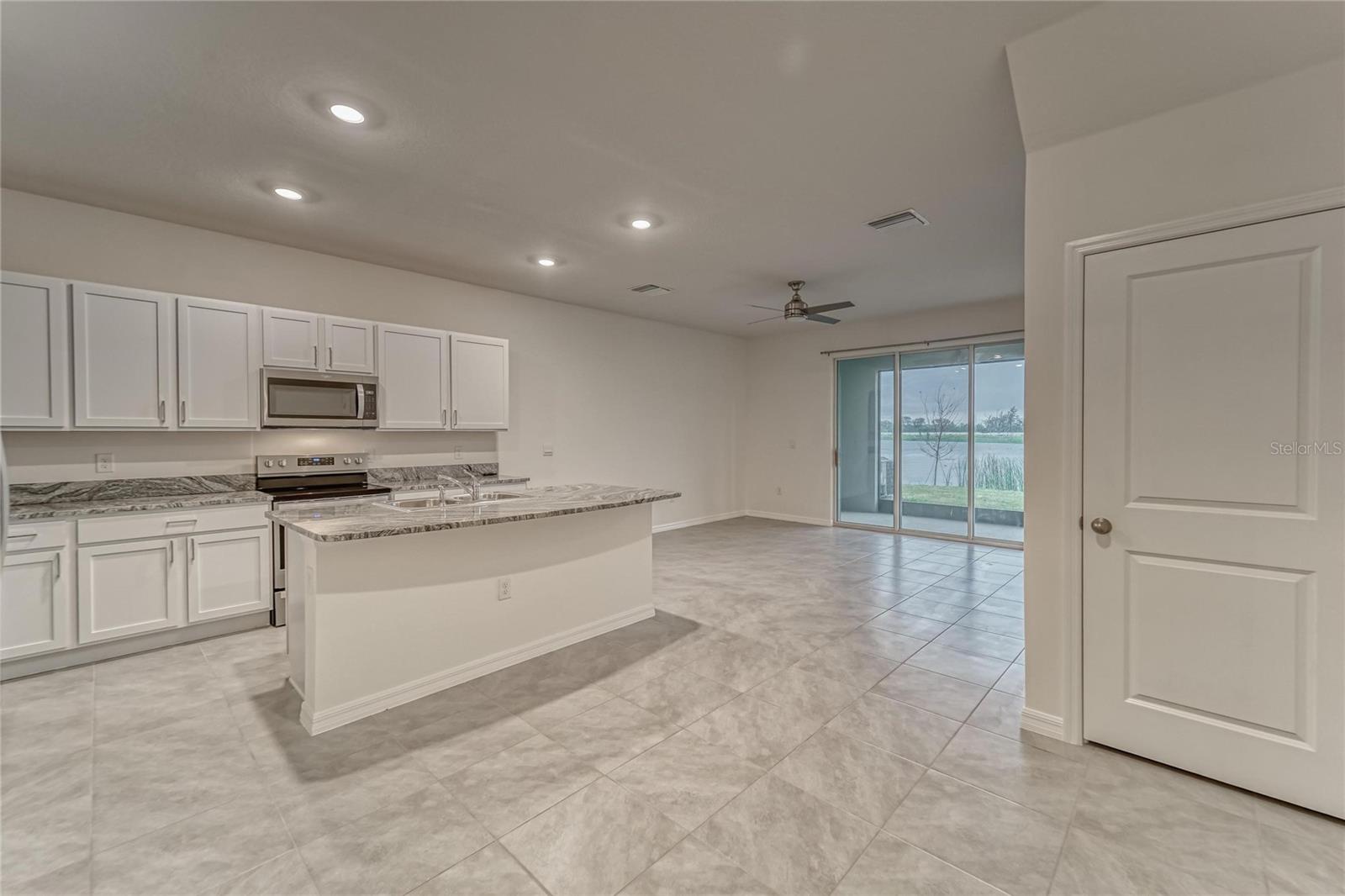 163 MANGROVE SHADE CIR, APOLLO BEACH, FL, 33572