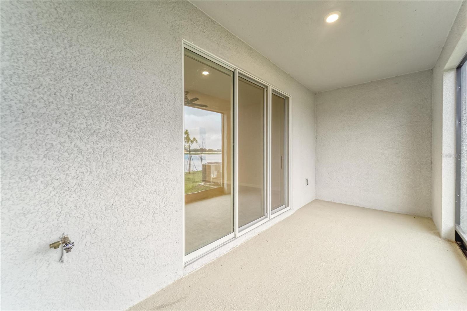 163 MANGROVE SHADE CIR, APOLLO BEACH, FL, 33572