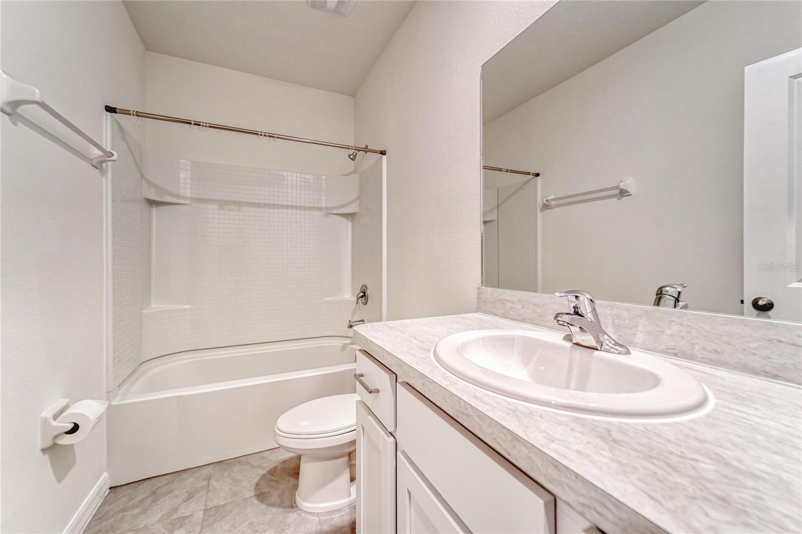 163 MANGROVE SHADE CIR, APOLLO BEACH, FL, 33572