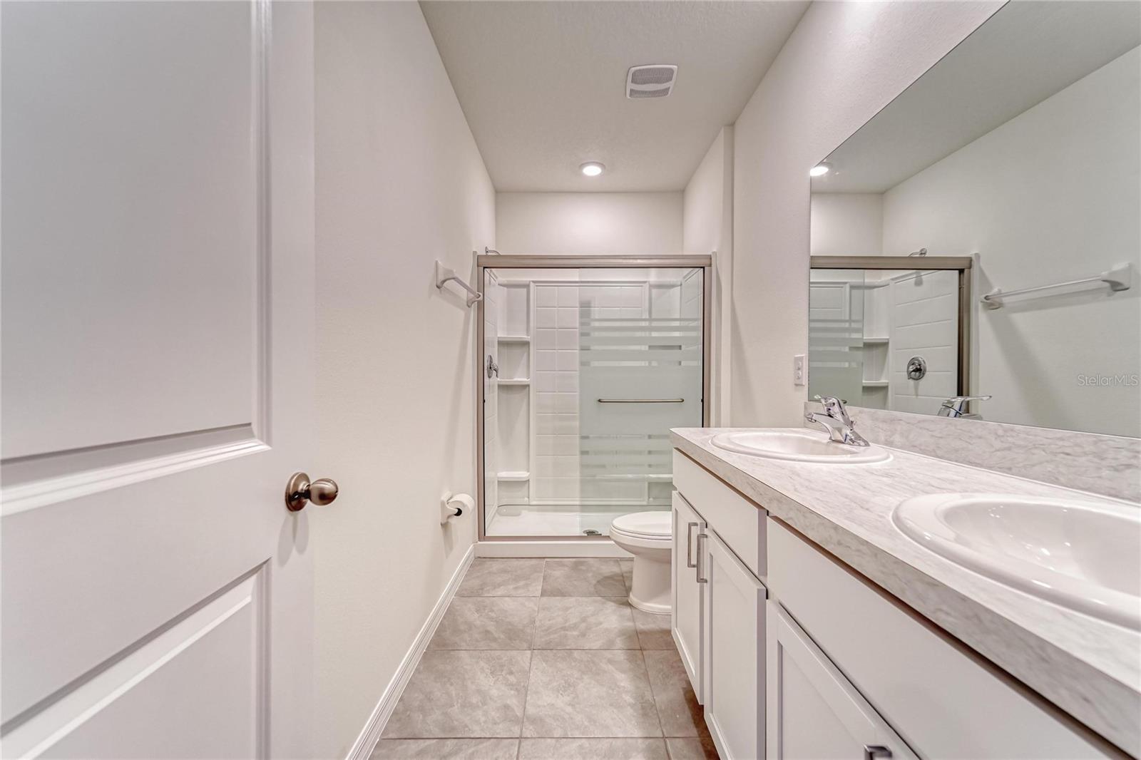 163 MANGROVE SHADE CIR, APOLLO BEACH, FL, 33572