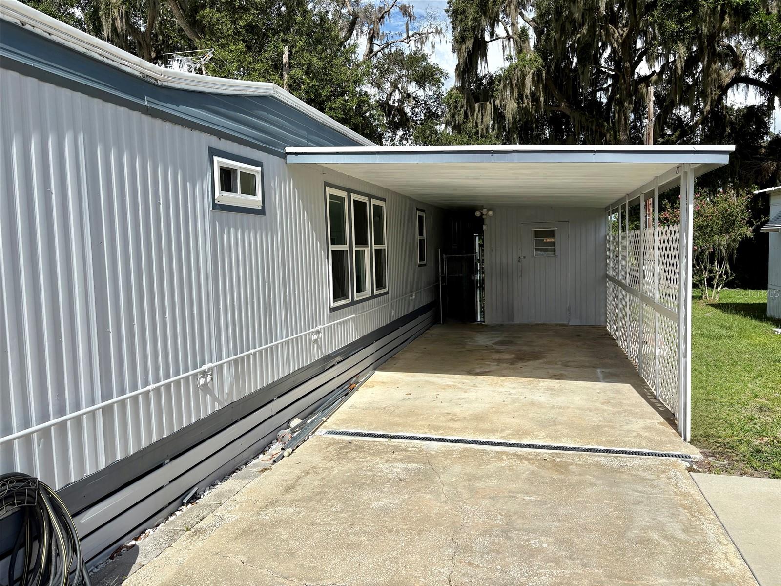 533 OLD COLONY RD, LEESBURG, FL, 34748