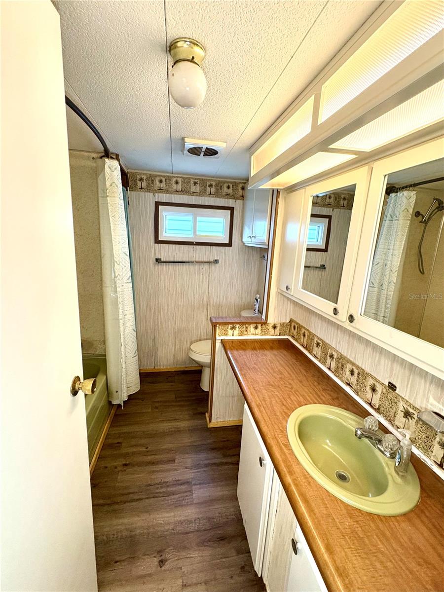 533 OLD COLONY RD, LEESBURG, FL, 34748