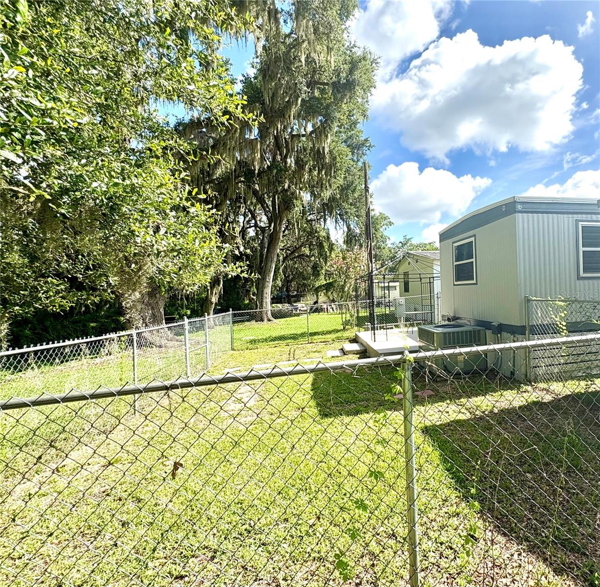 533 OLD COLONY RD, LEESBURG, FL, 34748