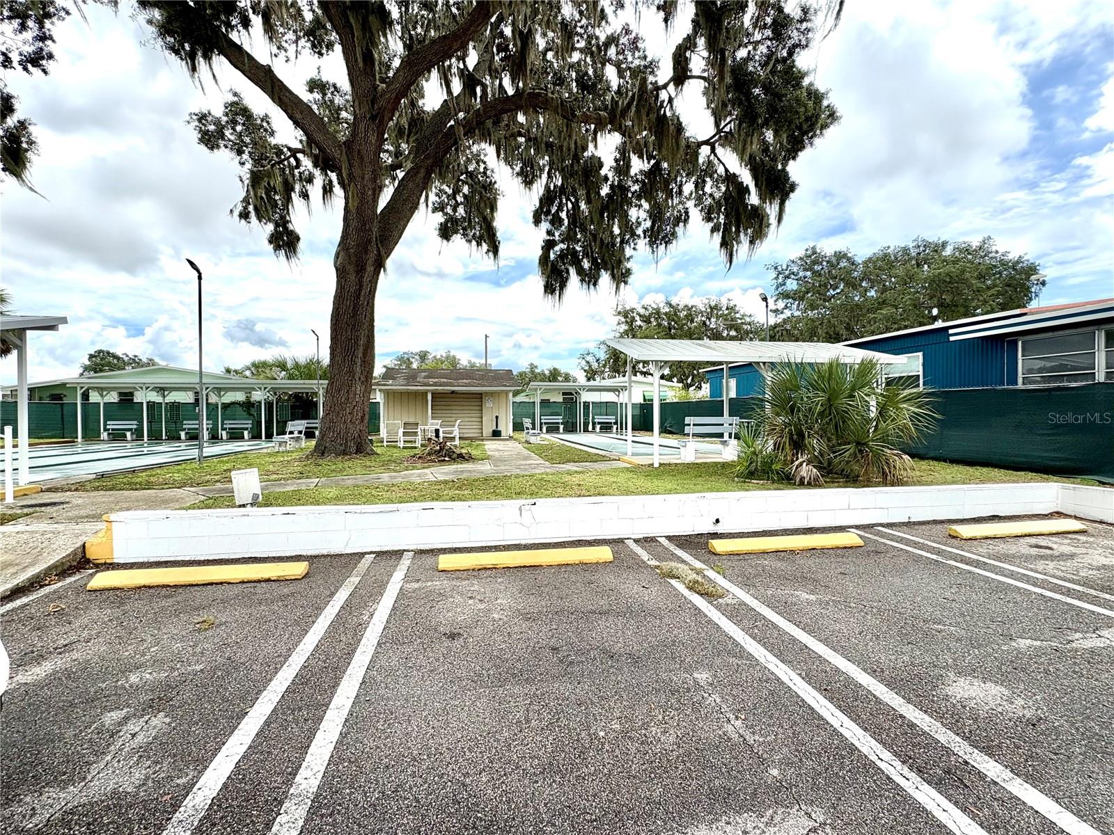 533 OLD COLONY RD, LEESBURG, FL, 34748