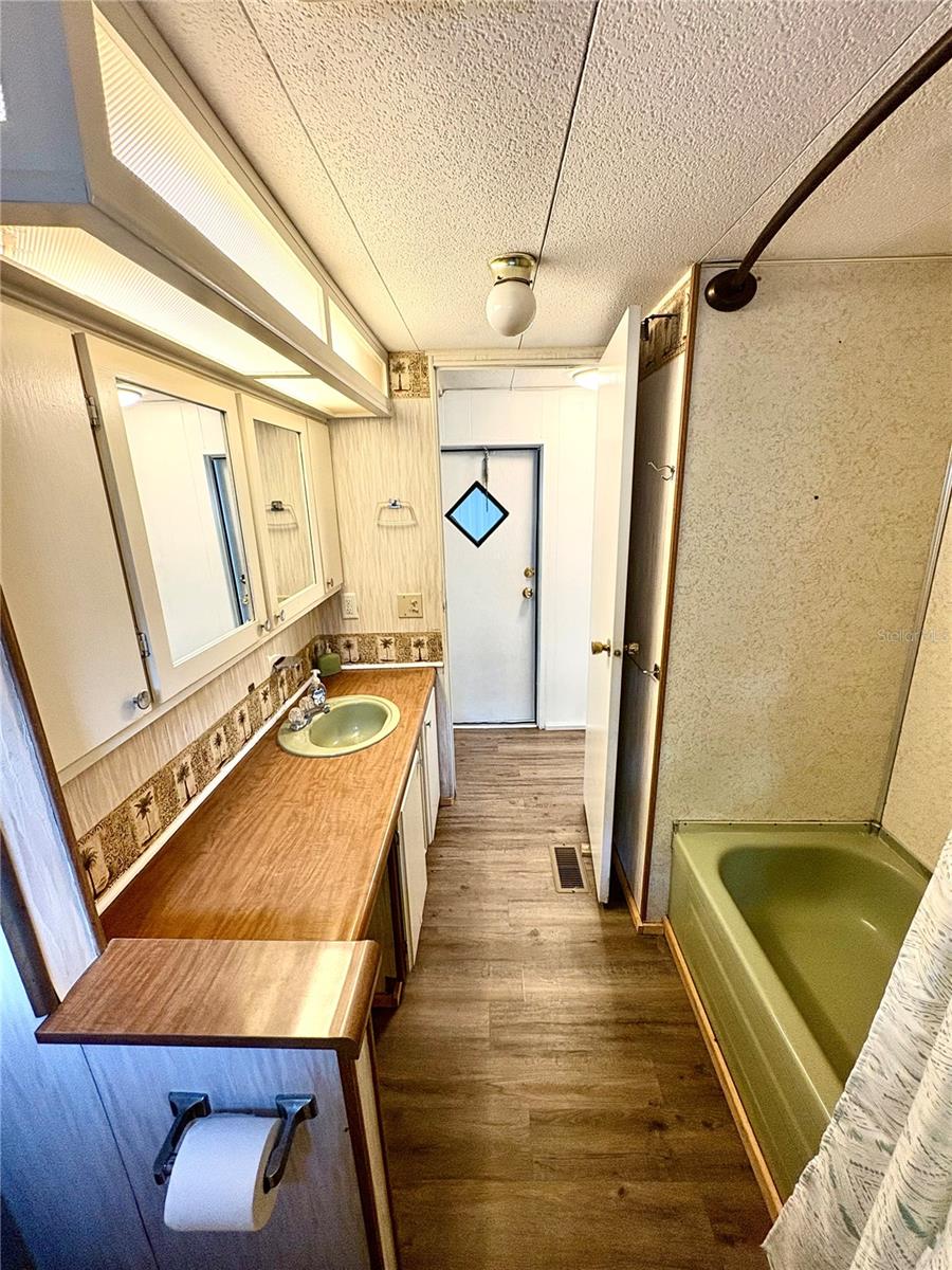 533 OLD COLONY RD, LEESBURG, FL, 34748